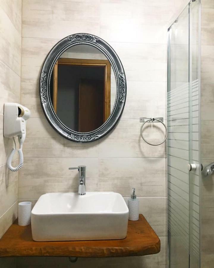 Almira - Rooms To Let Неа-Рода Экстерьер фото